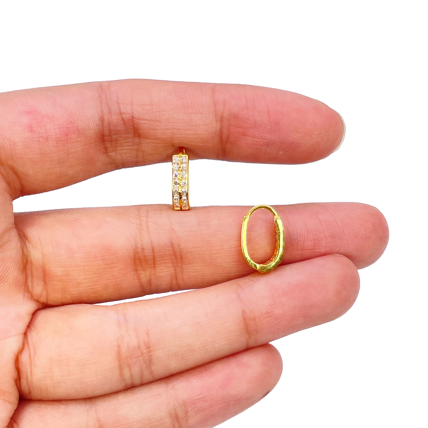 18ct Yellow Gold Pair Of Two Row Oval Hoop Huggie Earrings 5.3mm Diameter