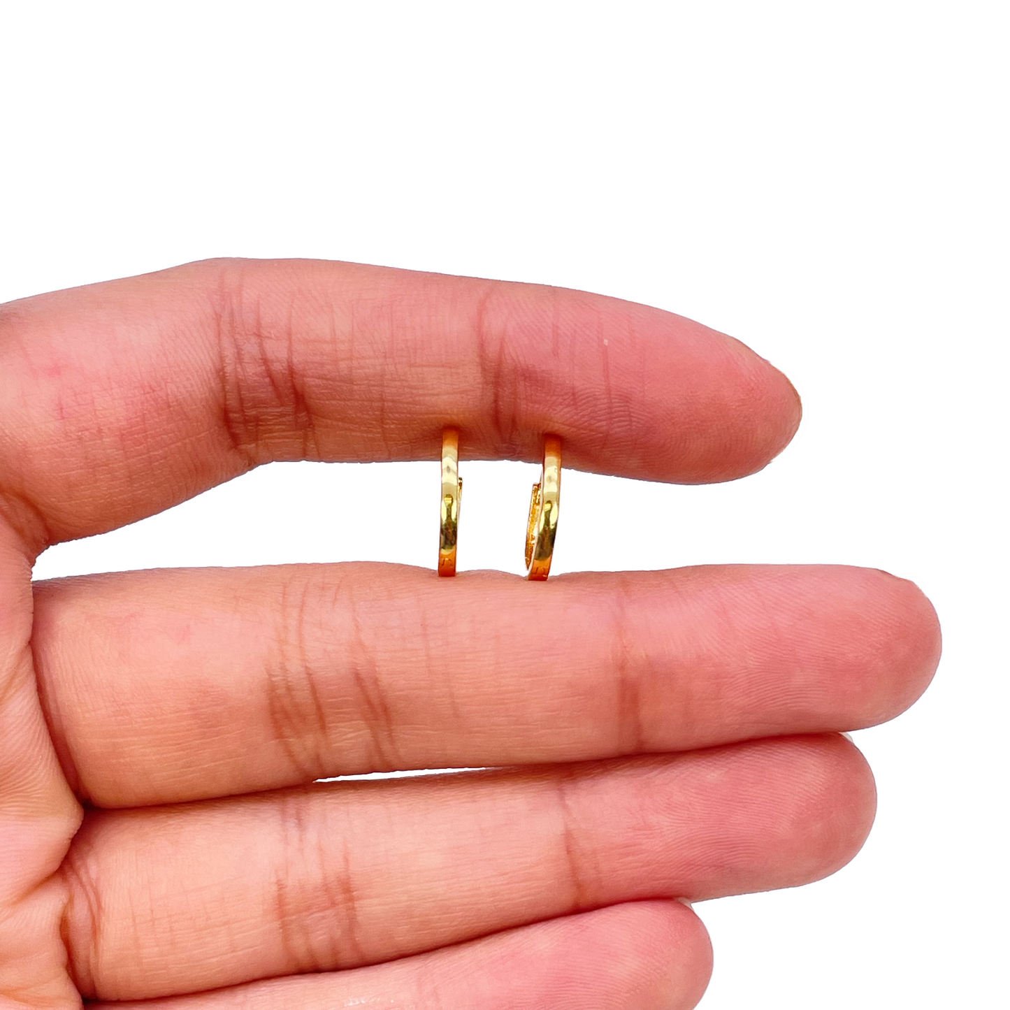 18ct Yellow Gold Pair Of High Polished Plain Hoop Huggie Earrings 9.3mm Diameter