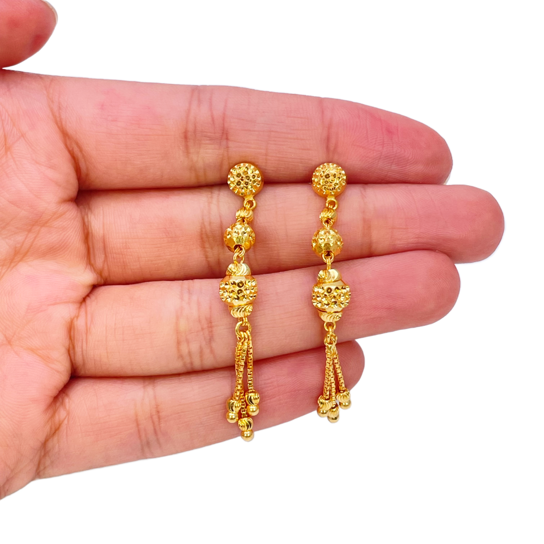 22ct Yellow Gold Diamond Cut Beaded Elegant Tassel Necklace & Drop Earrings Set