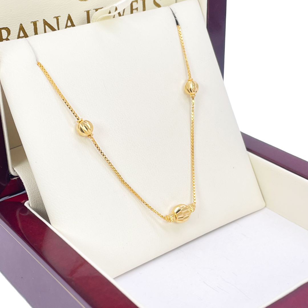 22ct Yellow Gold Shiny Diamond Cut Five Gold Ball Beaded Necklace 19 Inches