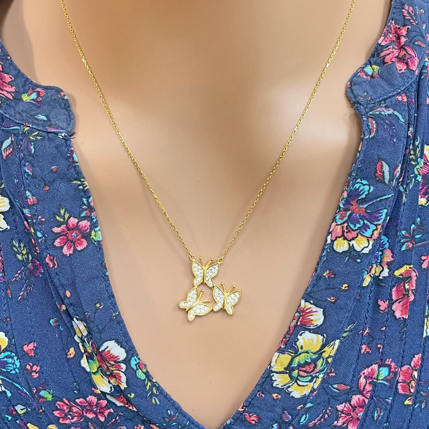 22ct Yellow Gold Cubic Zirconia Triple Butterfly Necklace 18 Inches 20mm Width