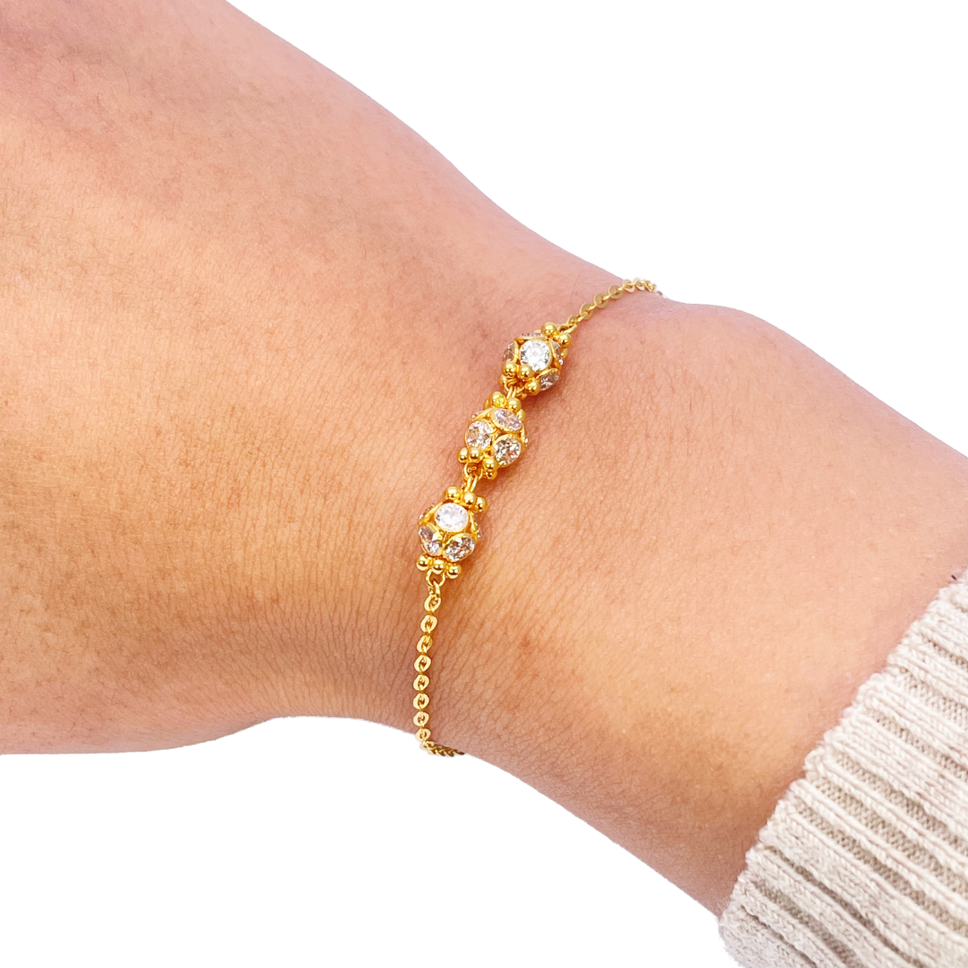 22ct Yellow Gold Sparkly Cubic Zirconia Glitter Ball Ladies Bracelet 7 inches