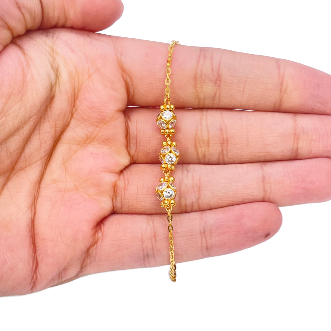 22ct Yellow Gold Sparkly Cubic Zirconia Glitter Ball Ladies Bracelet 7 inches