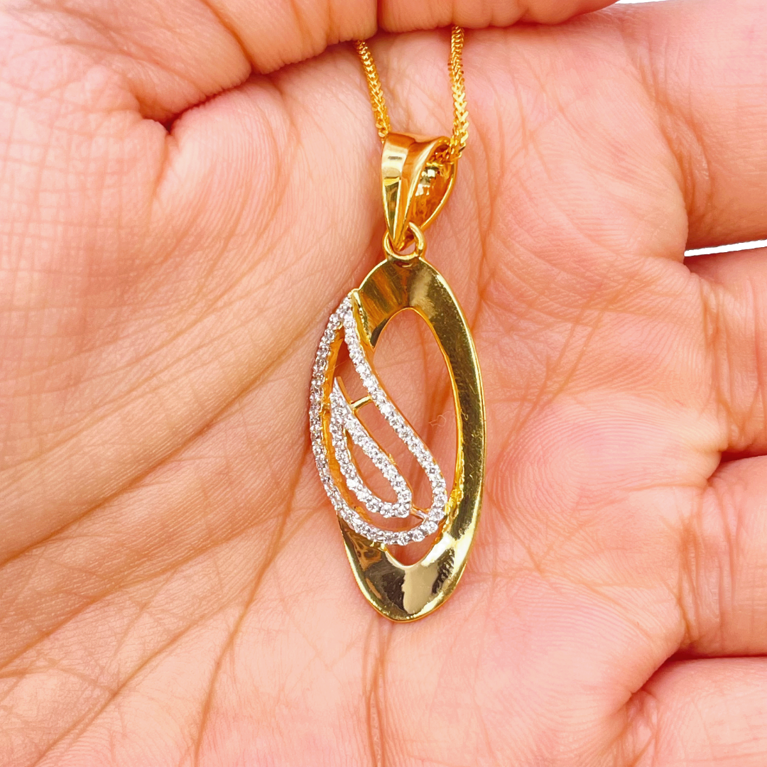 22ct Yellow Gold Floral Sparkly Leaf Pendant, Chain & Stud Earrings Set