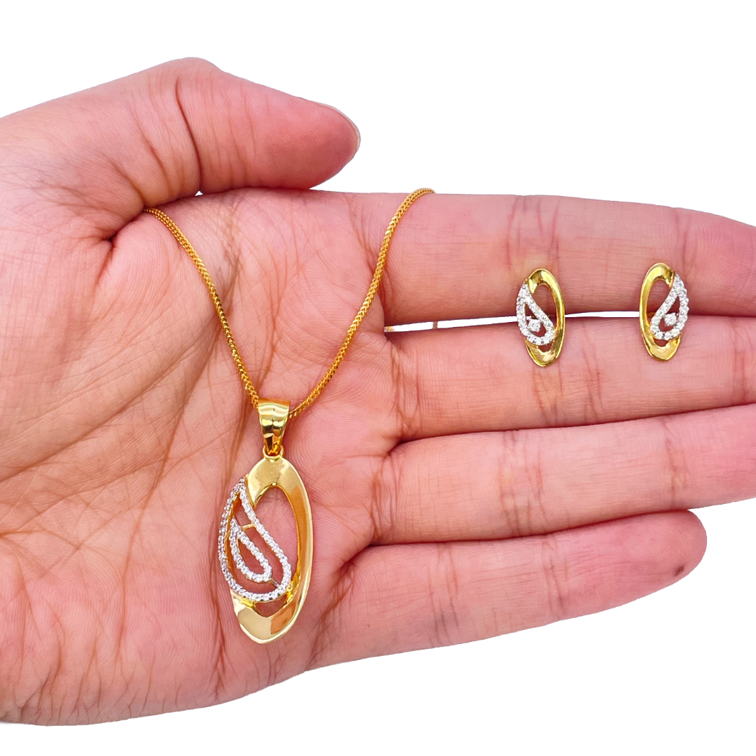 22ct Yellow Gold Floral Sparkly Leaf Pendant, Chain & Stud Earrings Set