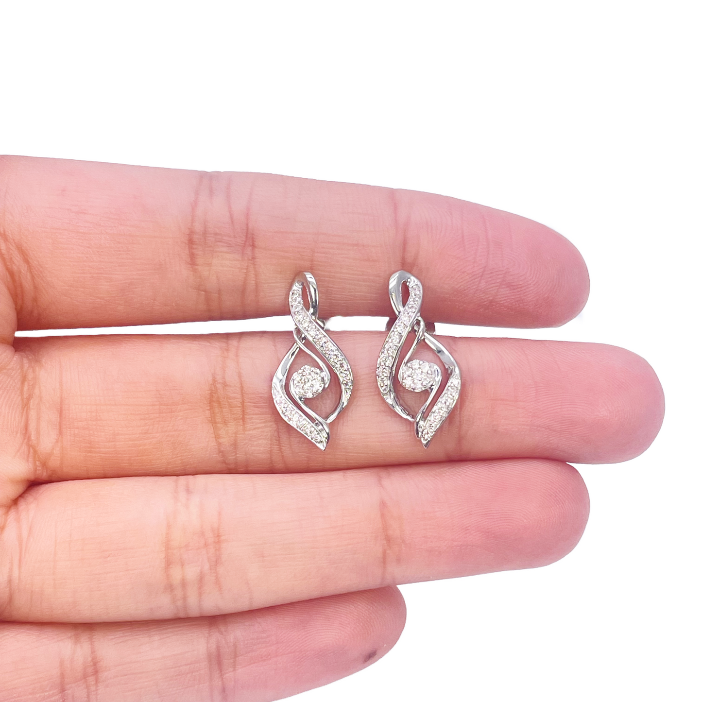 18ct White Gold Natural Diamond Twisted Pendant Chain & Earrings Set 0.55ct