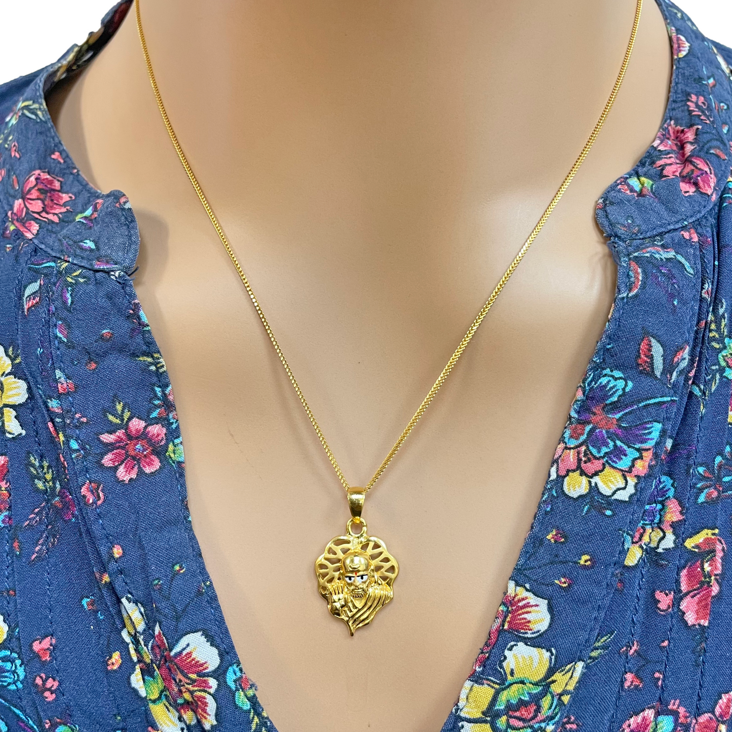 22ct Yellow Gold High Polished Sai Baba Pendant 22mm Length