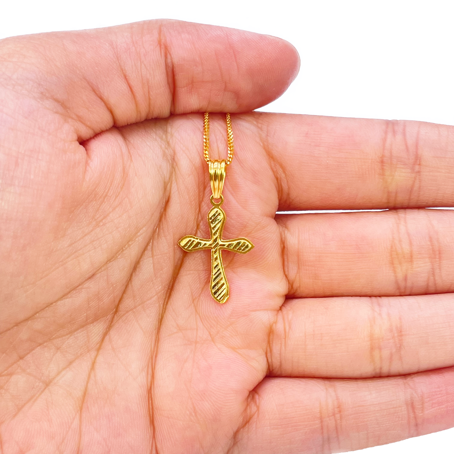 22ct Yellow Gold High Polished Diamond Cut Stripped Cross Pendant 27mm Length