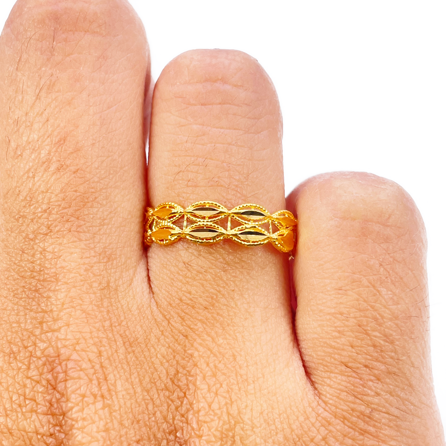 22ct Yellow Gold Beautiful High Polished Two Row Milgrain Leaf Design Ring
