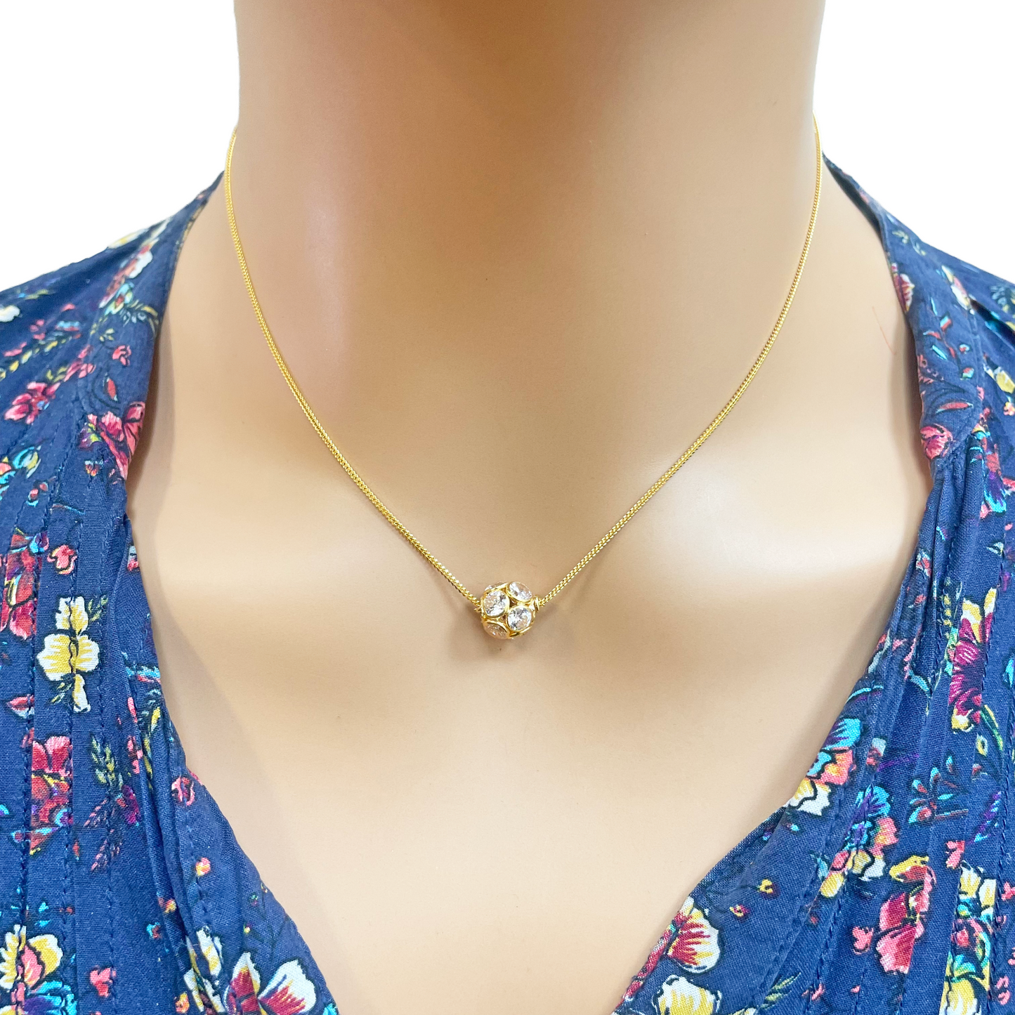 22ct Yellow Gold Fancy Ladies Sparkly Ball 16 Inch Necklace & Stud Earrings Set
