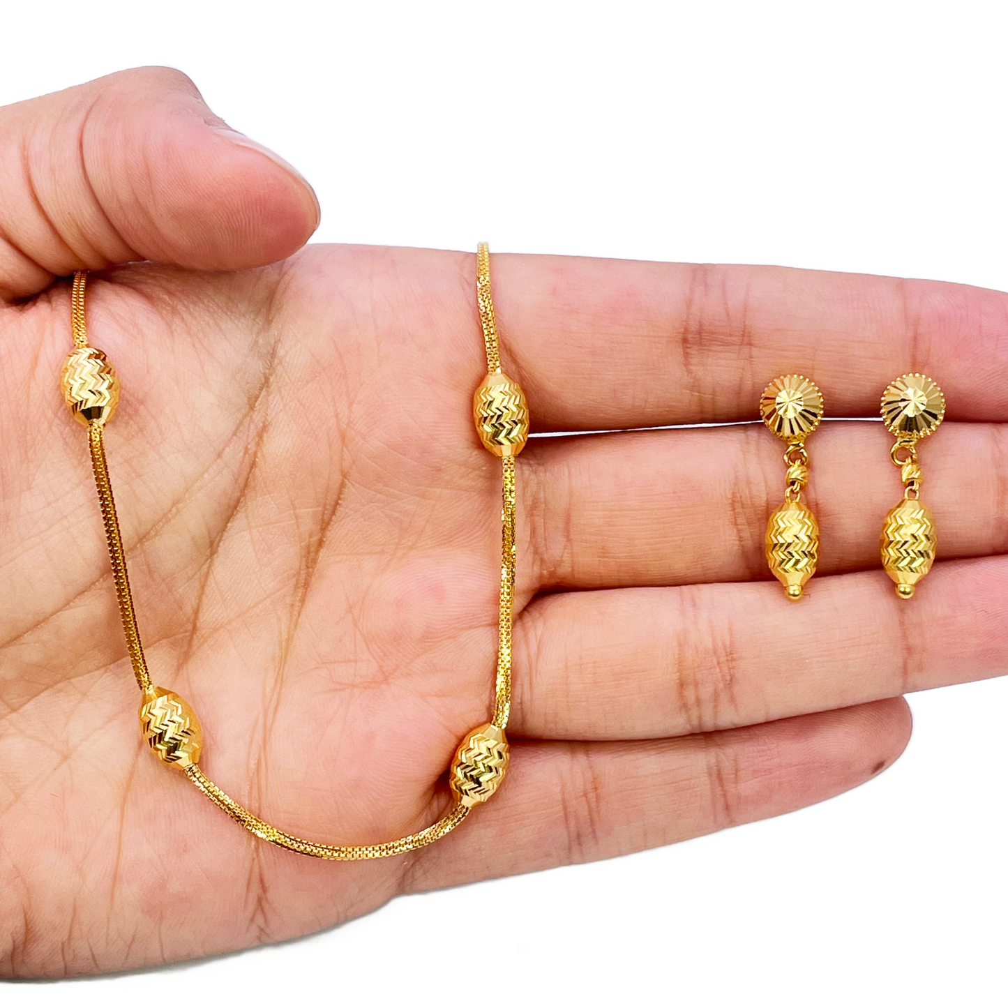 22ct Yellow Gold Diamond Cut Beaded Slip-On Necklace & Matching Drop Earrings