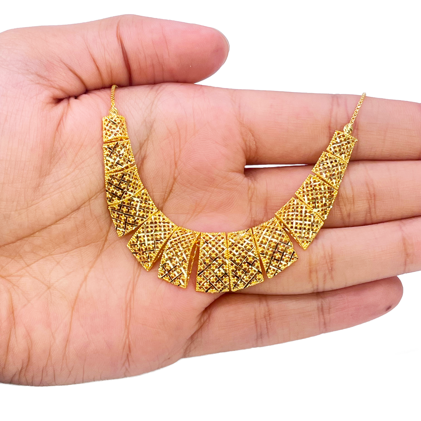 22ct Yellow Gold Diamond Cut Mesh Sparkly Necklace & Matching Drop Earrings