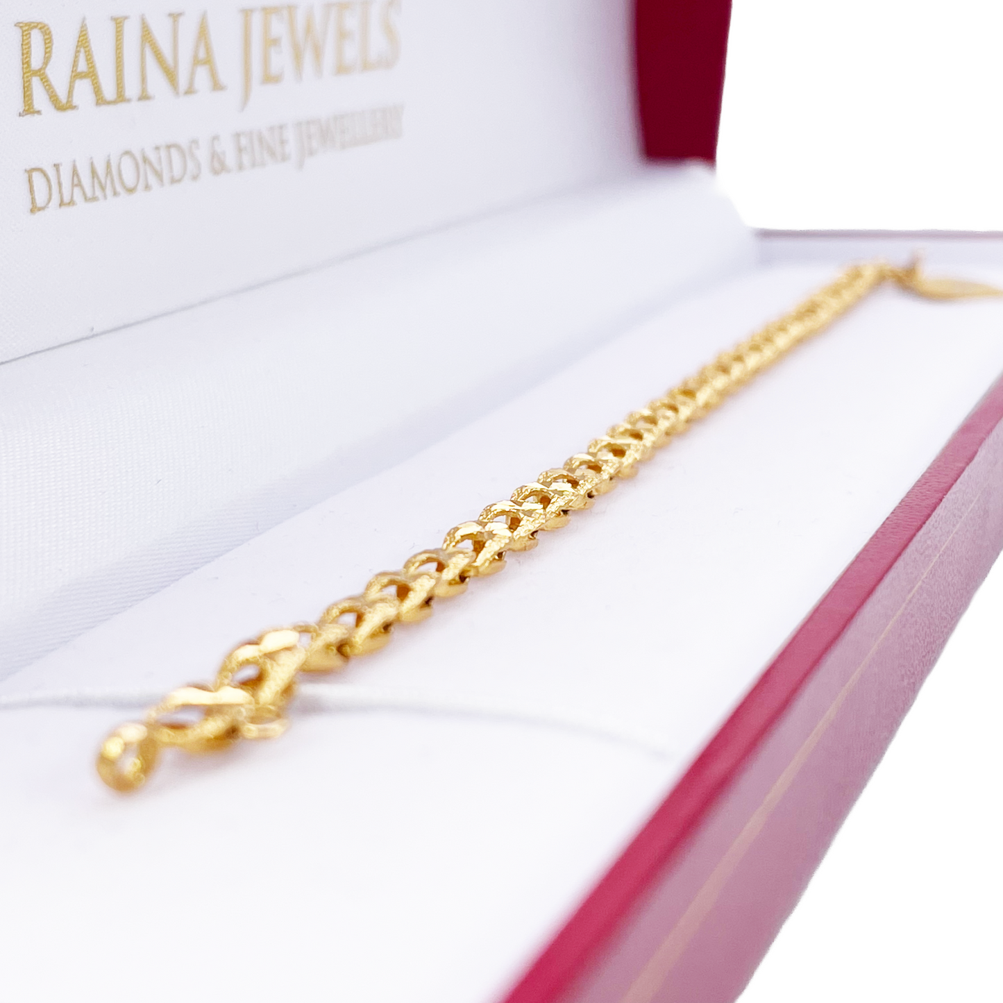 22ct Yellow Gold Diamond Cut Textured Link Bracelet & Heart Charm