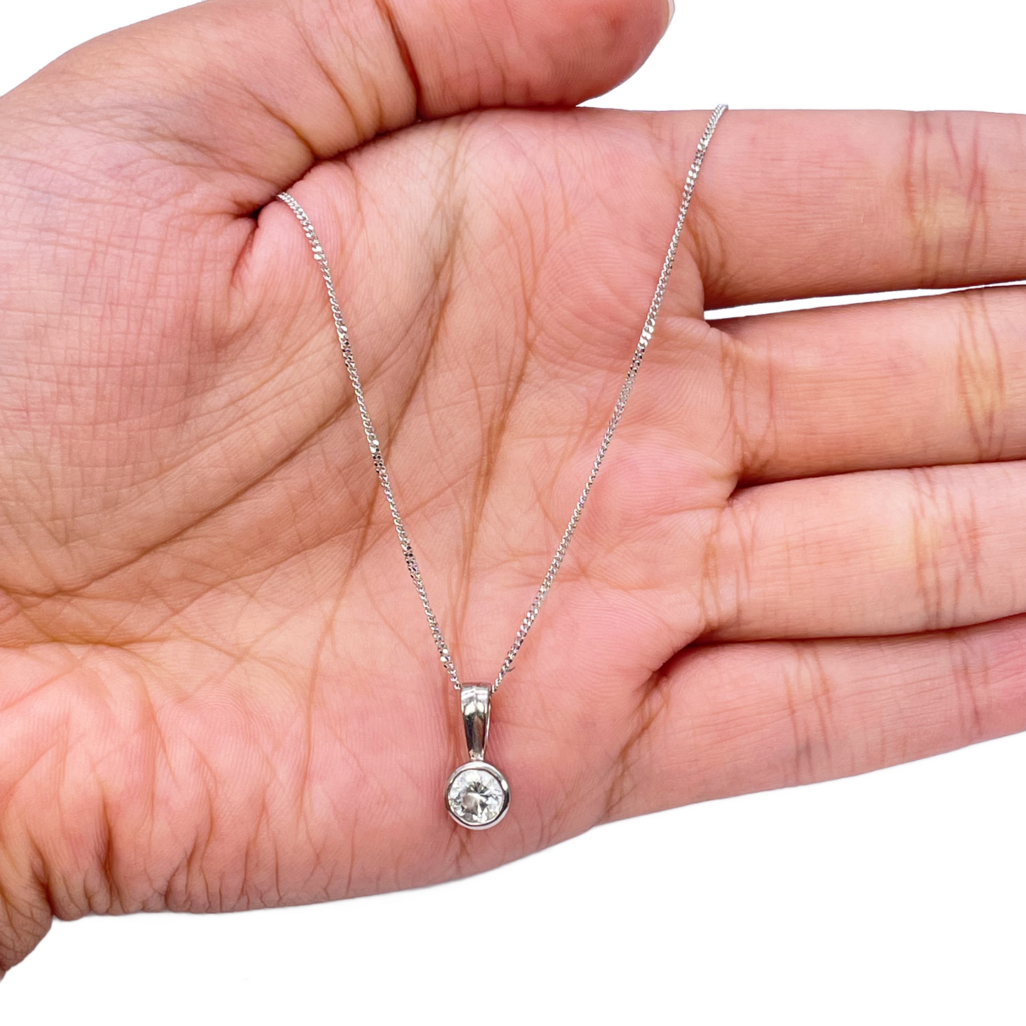 18ct White Gold Round Cubic Zirconia Bezel Set Solitaire Pendant & Chain Set 18 Inches