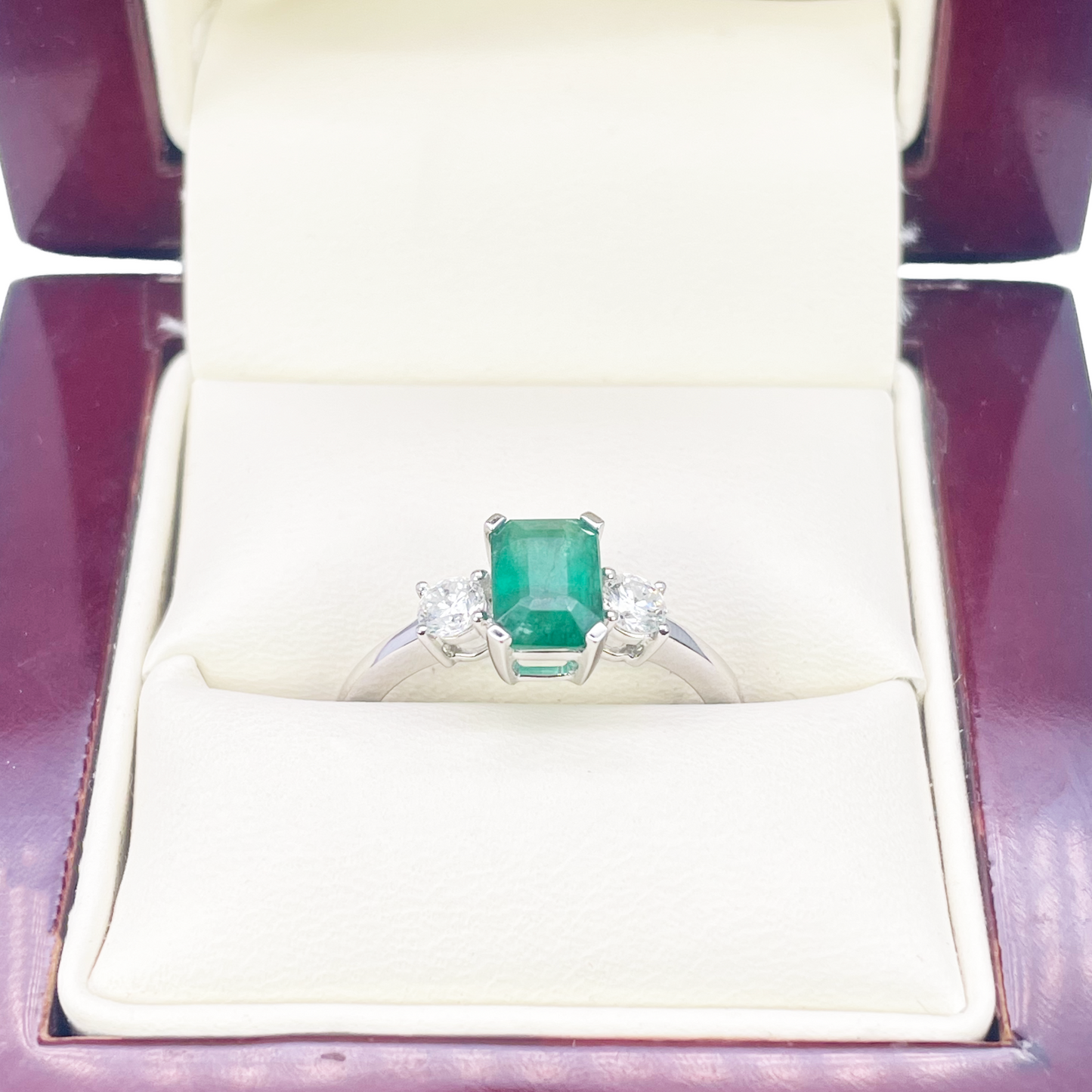 18ct White Gold Natural Emerald Cut Emerald & Round Diamond Trilogy Ring 1.28ct