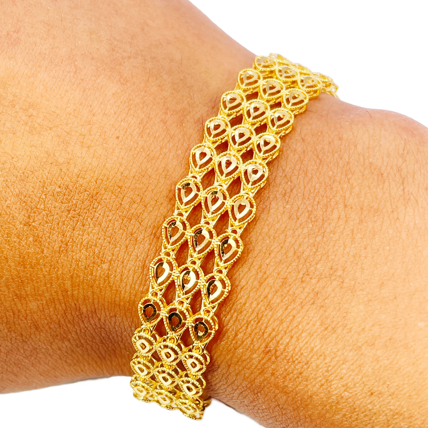 22ct Gold Milgrain Bracelet Three Row Diamond Cut Teardrop 7.5 Inch 12mm Width