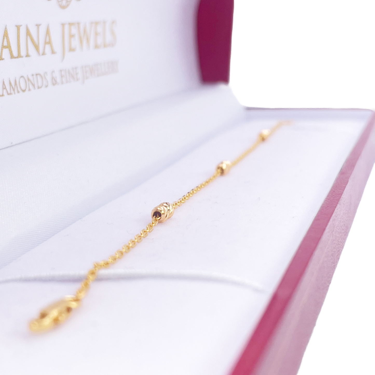 22ct Gold Beaded Bracelet Six Diamond Cut Beads Cable Chain 7 Inches 2.9mm Width