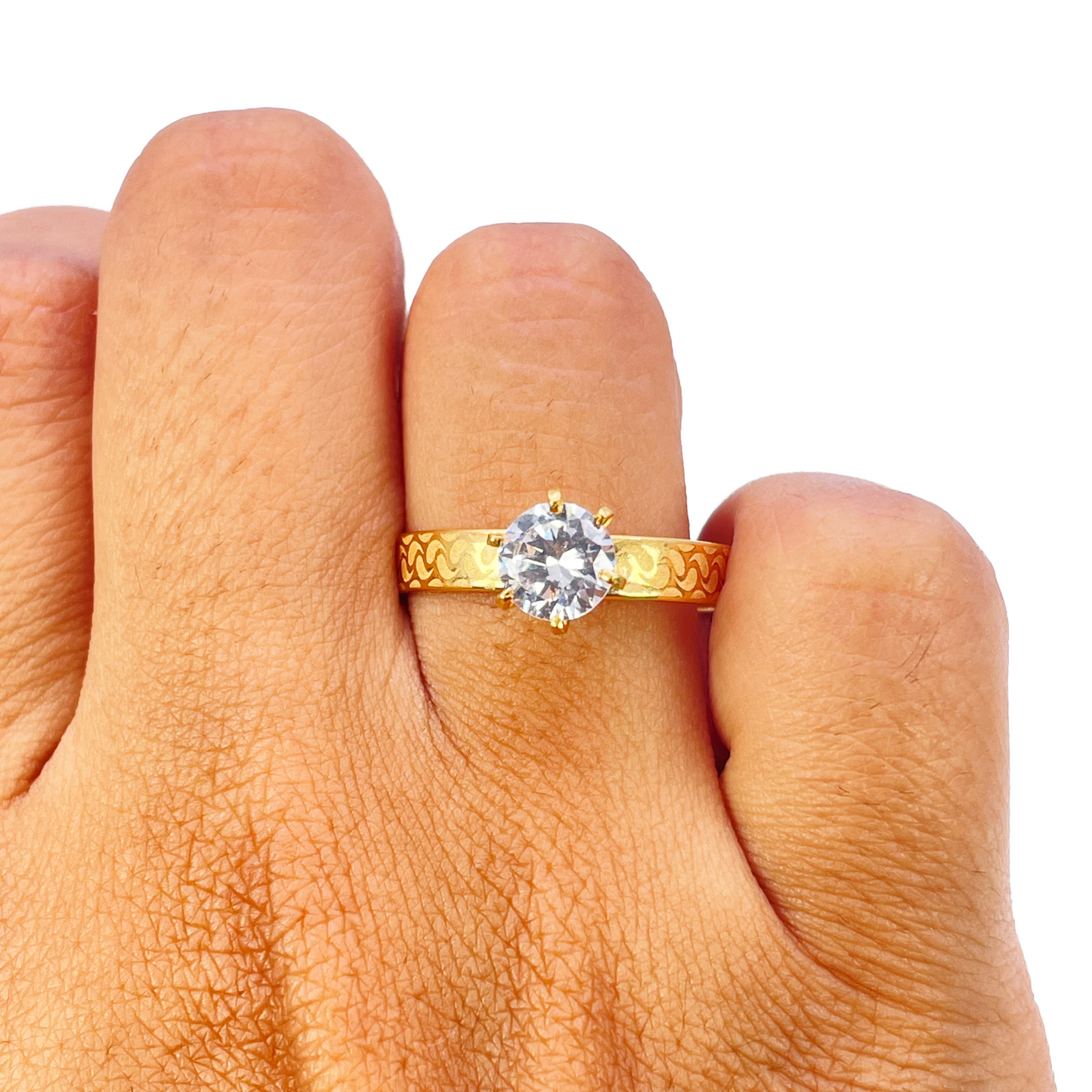 22ct Gold Cubic Zirconia Solitaire Ring Patterned Shoulder 6-Claw 7.7mm Width