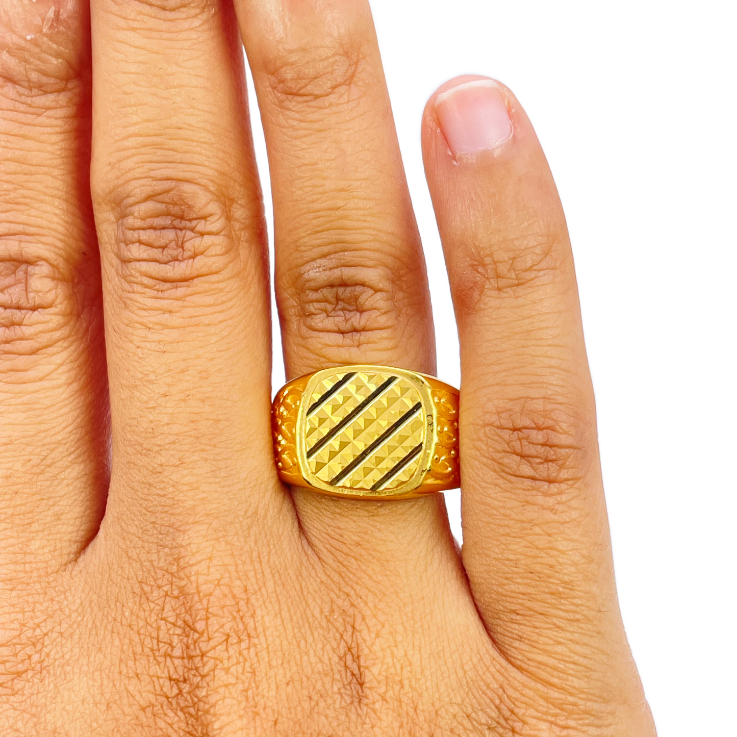 22ct Gold Mens Signet High Polished & Matt Diamond Cut Textured Ring