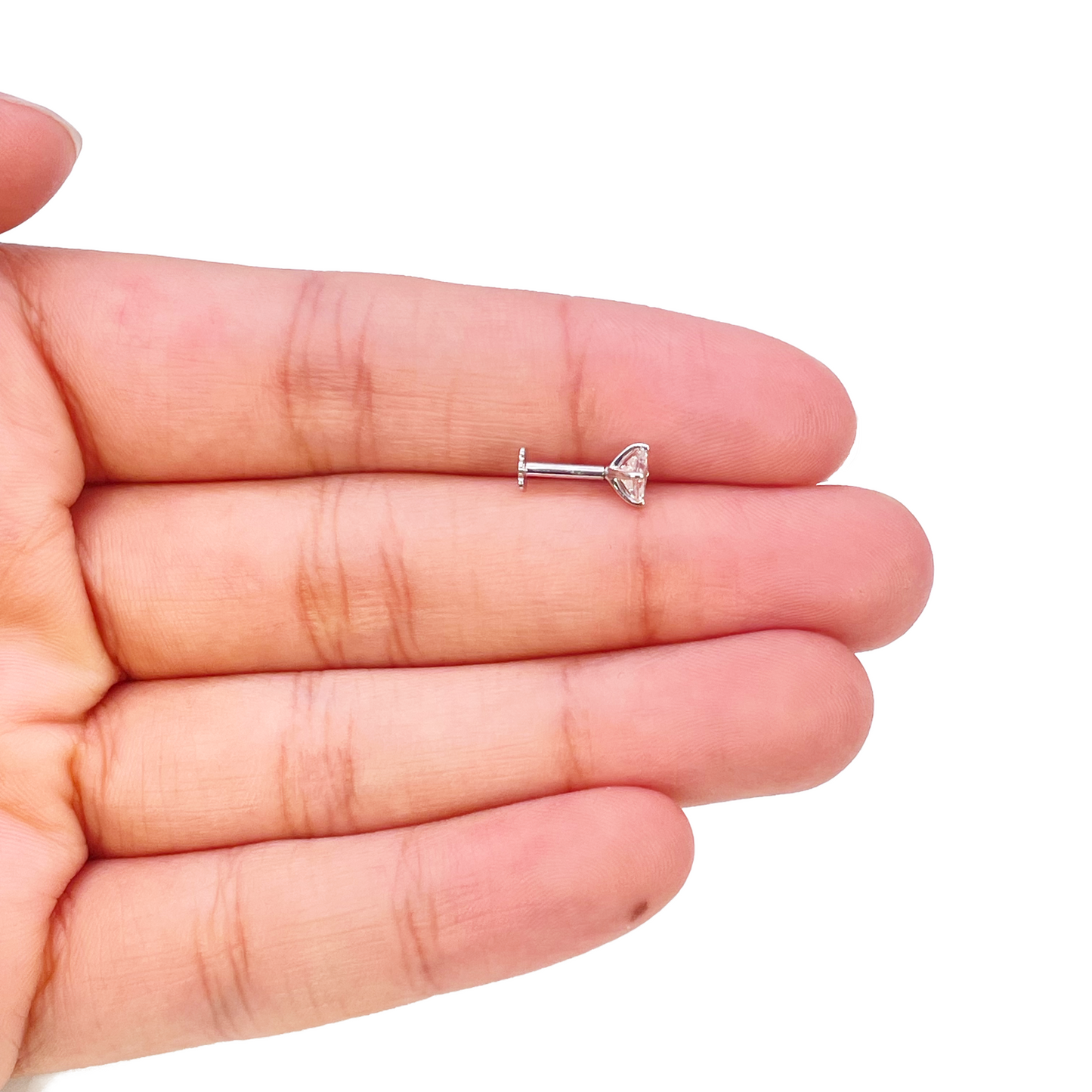 18ct Gold Natural Princess Diamond Nose Stud Pin 0.20ct 4 Claw Certified