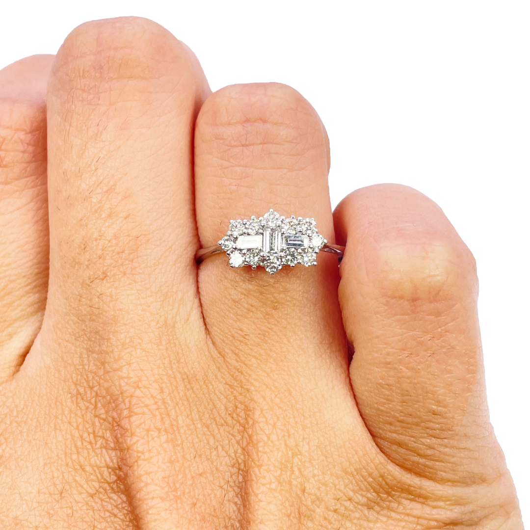 18ct White Gold Natural Diamond Round & Baguette Cluster Ring 1.00 carat GVS