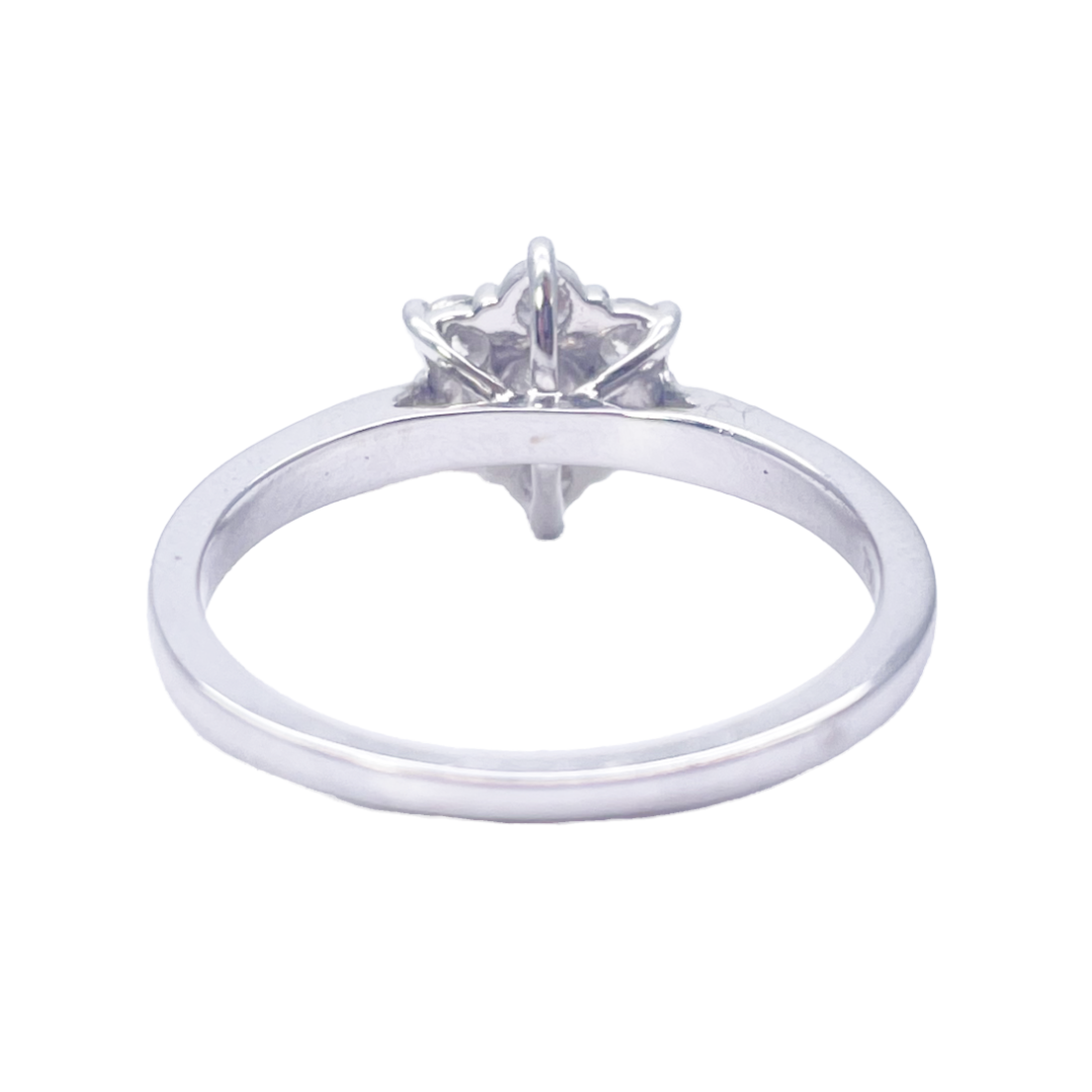 18ct White Gold Diamond Daisy Flower Cluster Ring 0.50ct