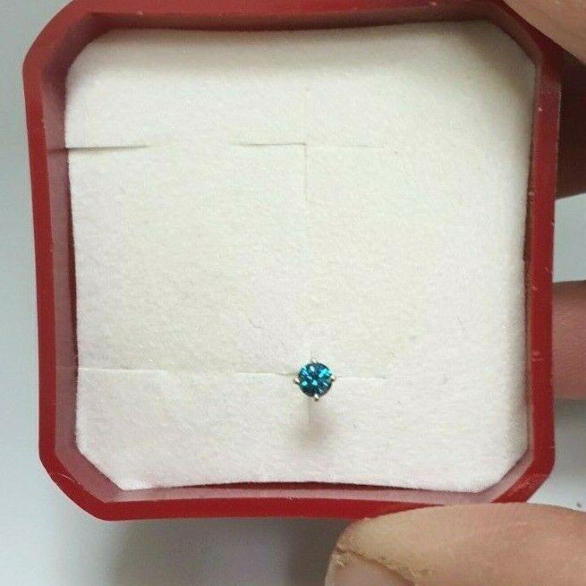 Blue Diamond Nose Stud / Nose Pin White / Yellow Gold 18ct 0.07 cts Screw Back