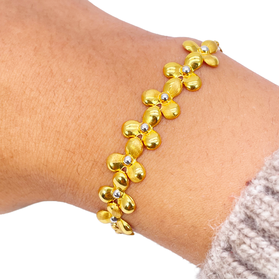 22ct Yellow Gold Fancy High Polished & Matte Two Tone Flower Bracelet 7.5 inch
