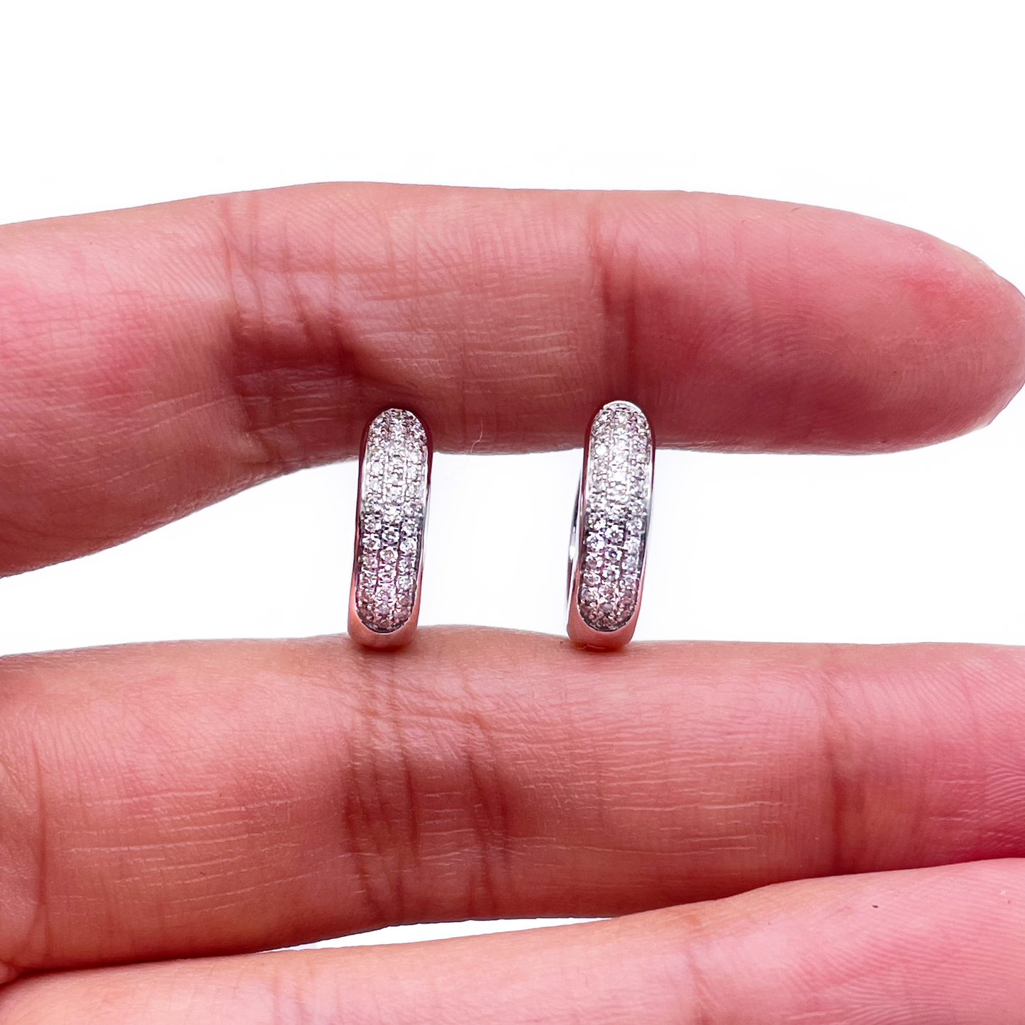 18ct White Gold 3 Row Diamond Pair Of Hoop Huggies Earrings 0.29ct