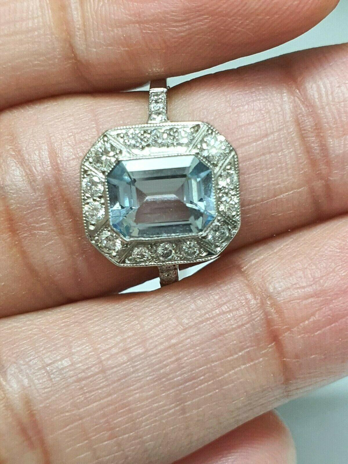 Vintage Design Aquamarine & Diamond Platinum Ring 0.20cts Pre-Owned Excellent Condition