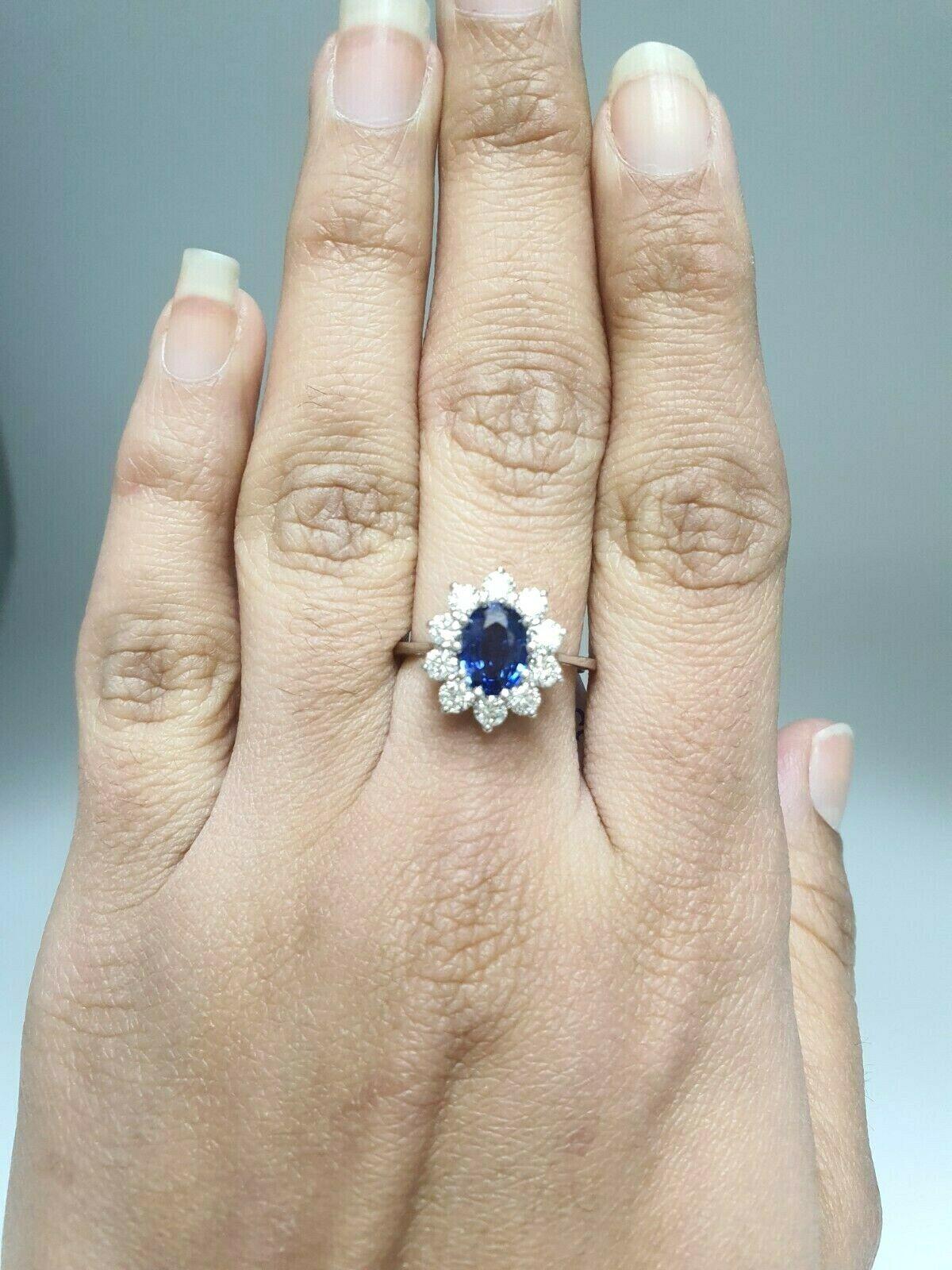 18ct White Gold Natural Blue Sapphire & Diamond Oval Cluster Ring 2.66 carats