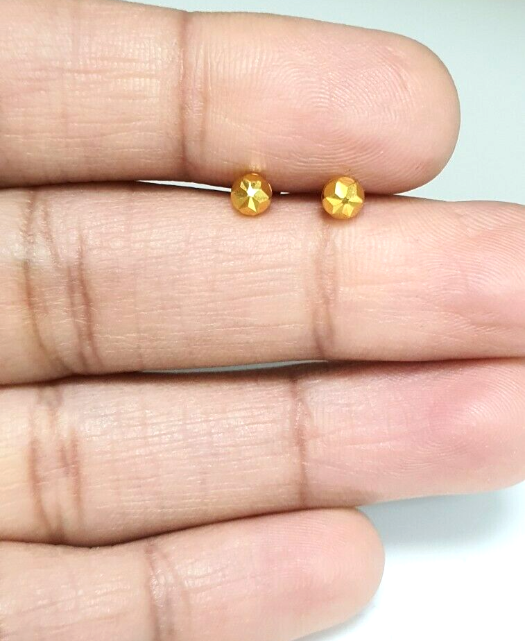 22ct Yellow Gold Diamond Cut Flower Round Ball Children's Earrings 3.6mm