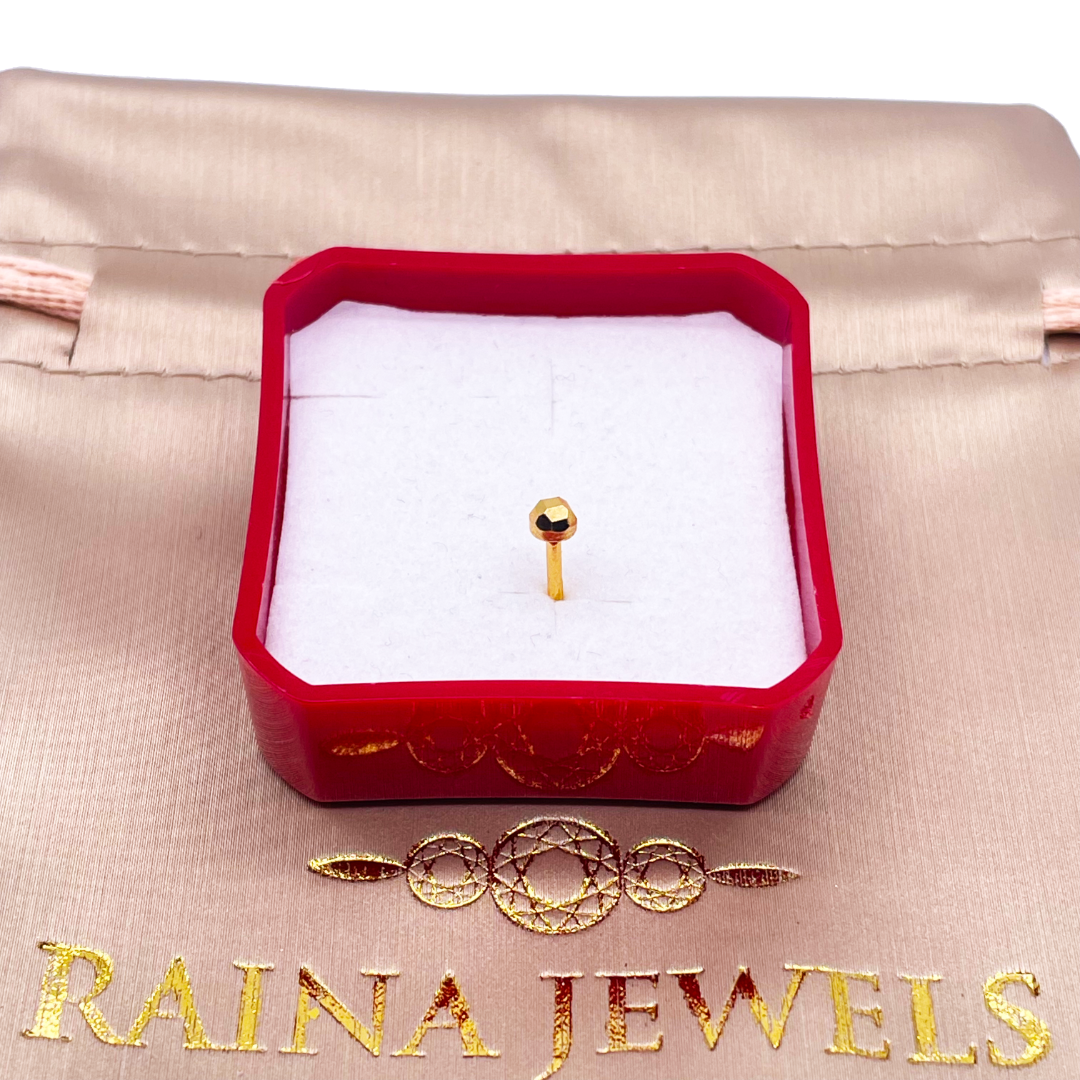 22ct Yellow Gold Plain Gold Diamond Cut Design Single Nose Stud 3.7mm Nose Stud