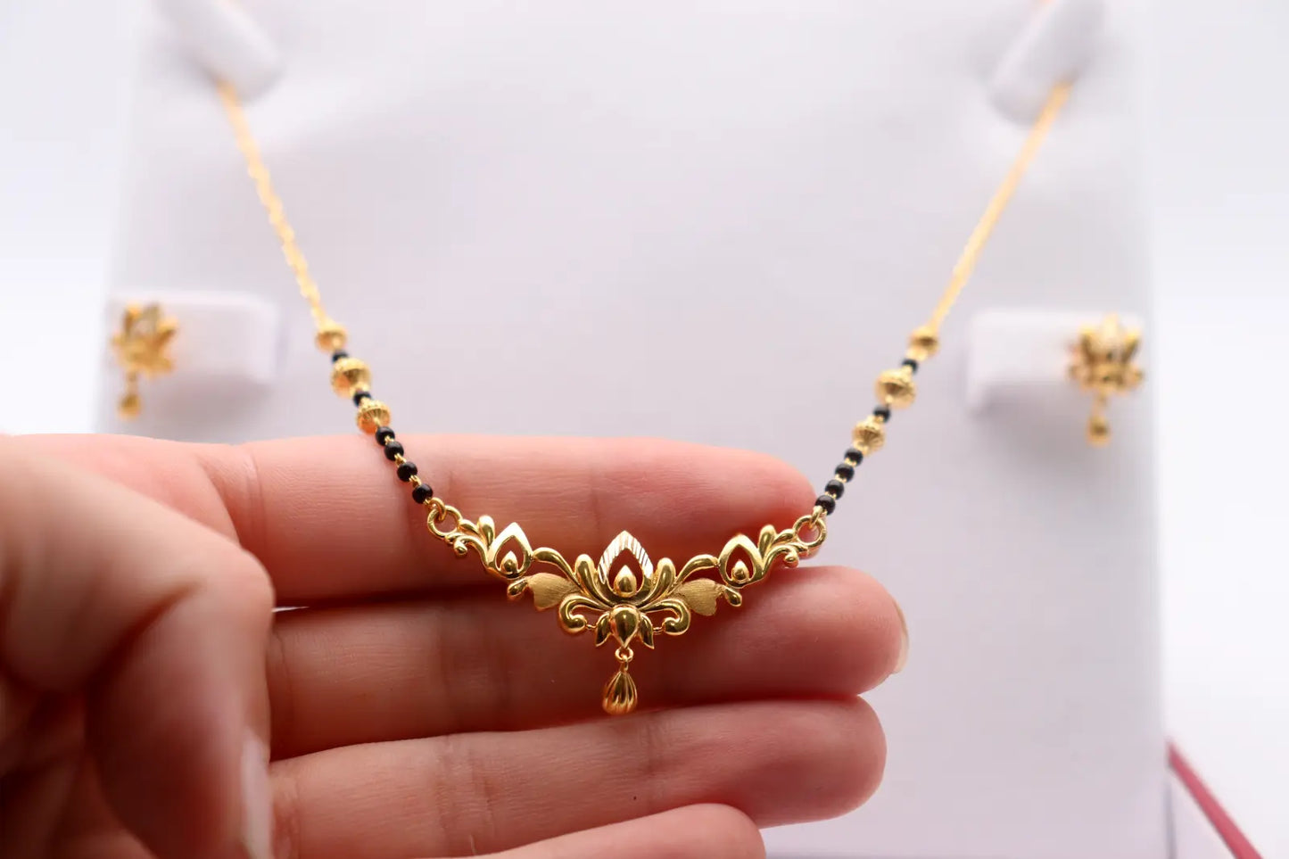 22ct Yellow Gold Ladies Mangalsutra Necklace and Earrings Set 20'' inch Mangalsutra Chains