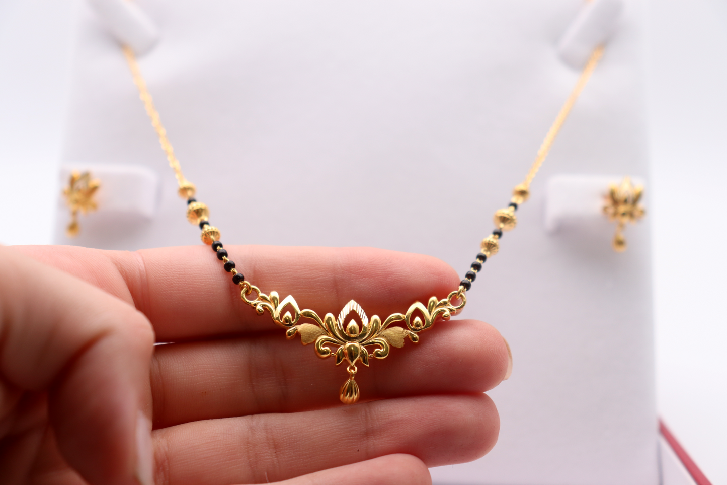 22ct Yellow Gold Ladies Mangalsutra Necklace and Earrings Set 20'' inch