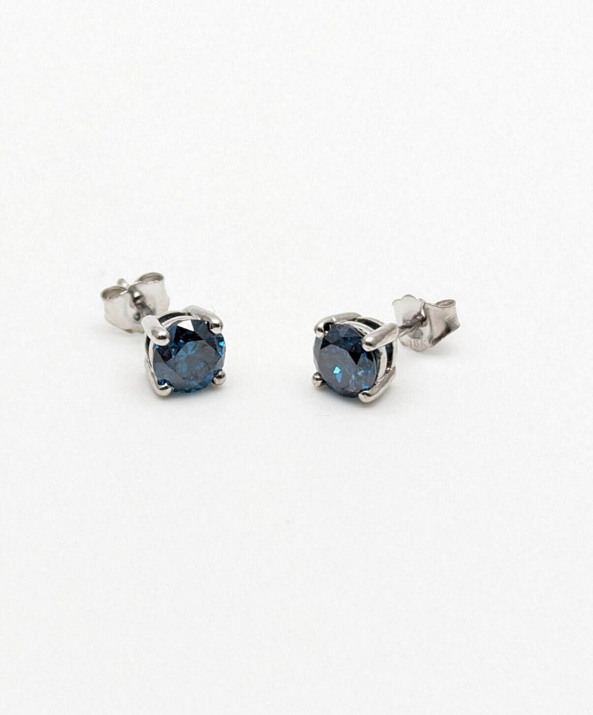 18ct White Gold Natural Teal Blue Diamond 4 Claw Ear Stud Earrings 1.60ct