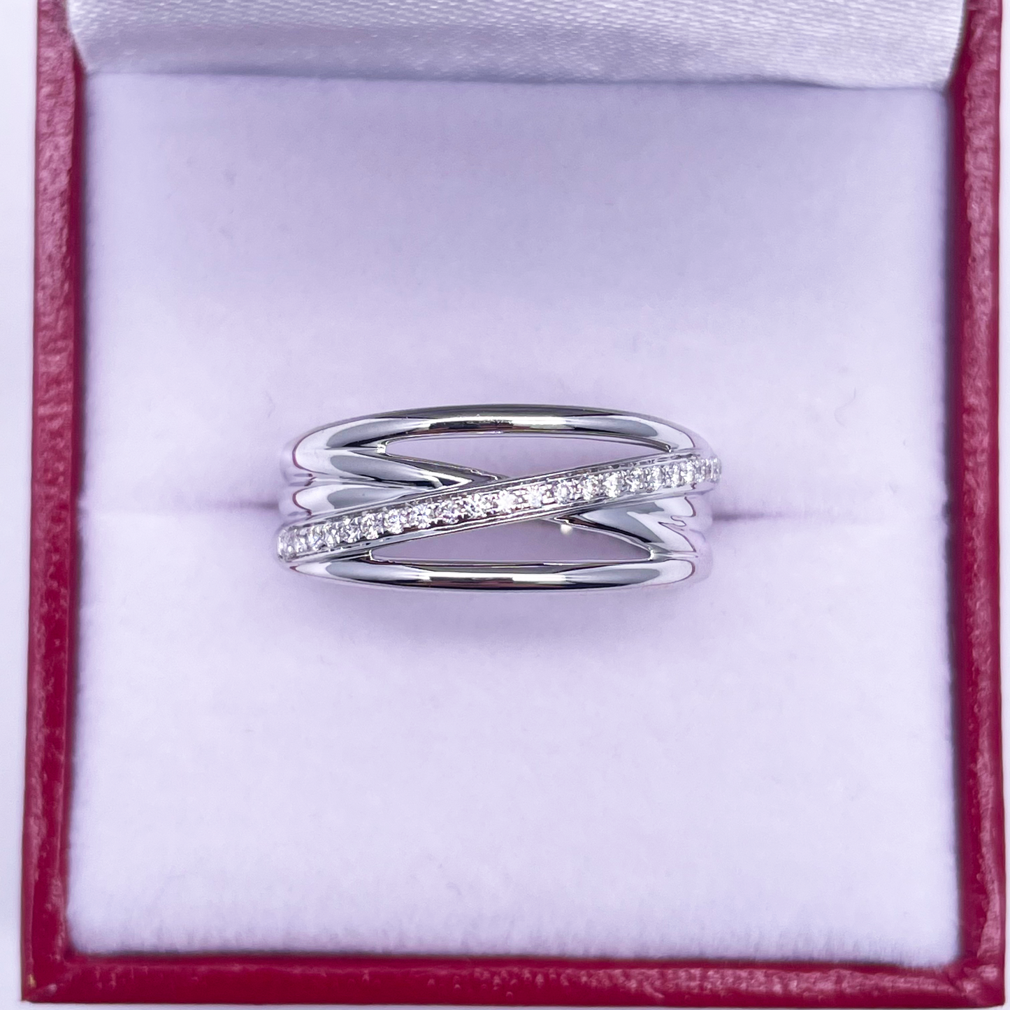 18ct White Gold Diamond Polished Crossover Half Eternity Ring 0.12ct