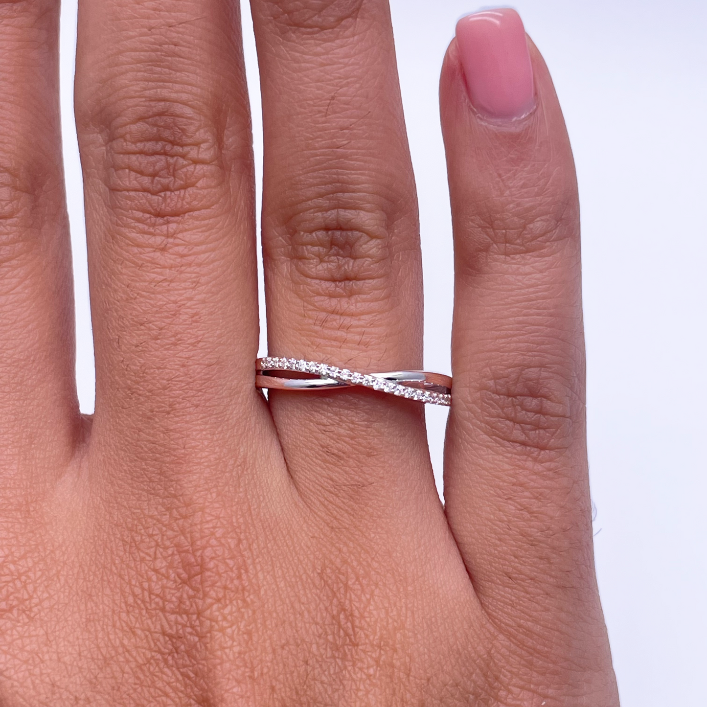 18ct White Gold Diamond Polished Double Crossover Half Eternity Ring 0.09ct