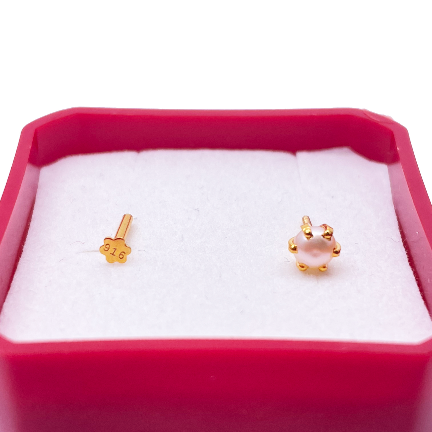 22ct Yellow Gold Freshwater Pearl Claw Single Nose Stud 4.6mm