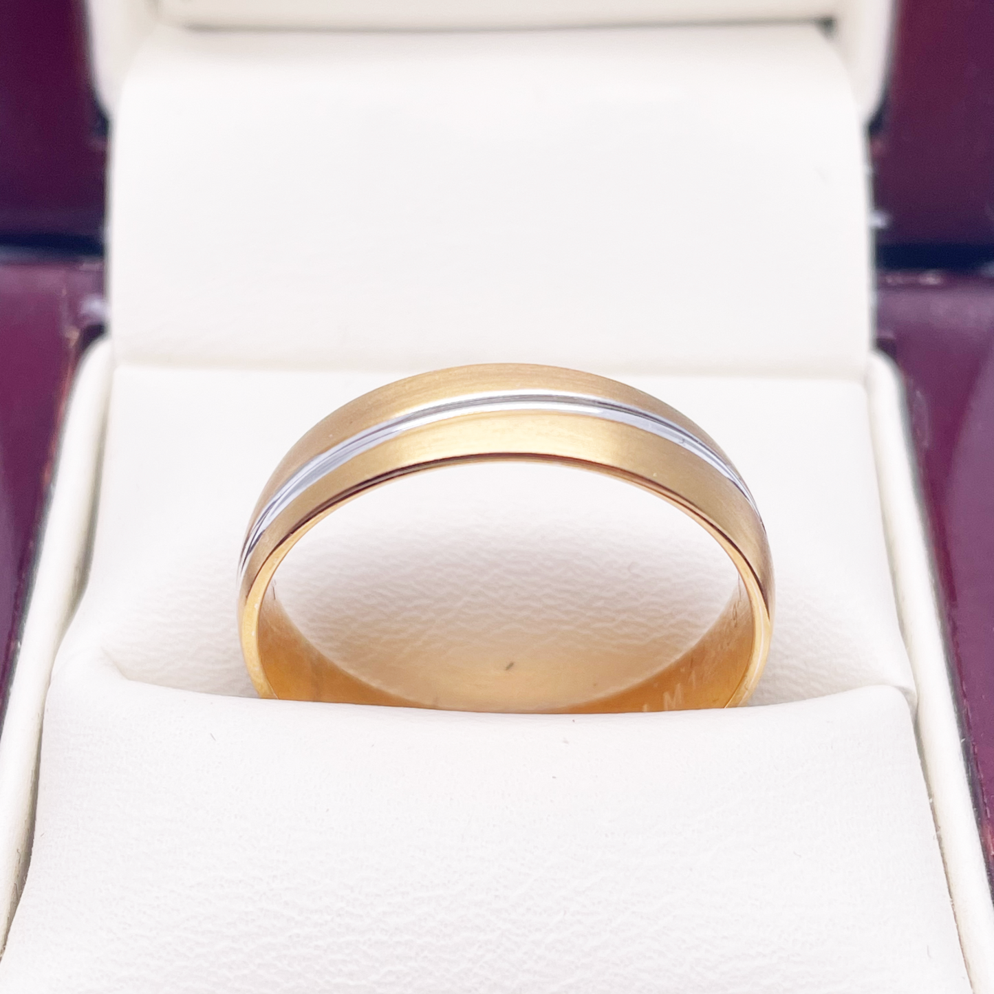 18ct Yellow/White Gold Bicolour Mens Wedding 5mm Band Double Wrapped Groove