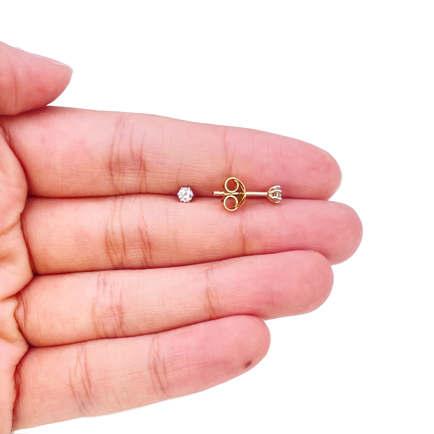 14ct Gold Natural Round Diamond Stud Earrings 0.20ct 6 Claw 3.3mm Wide 