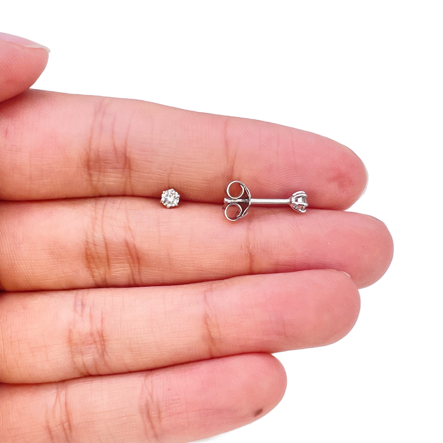 14ct Gold Natural Round Diamond Stud Earrings 0.20ct 6 Claw 3.3mm Wide 