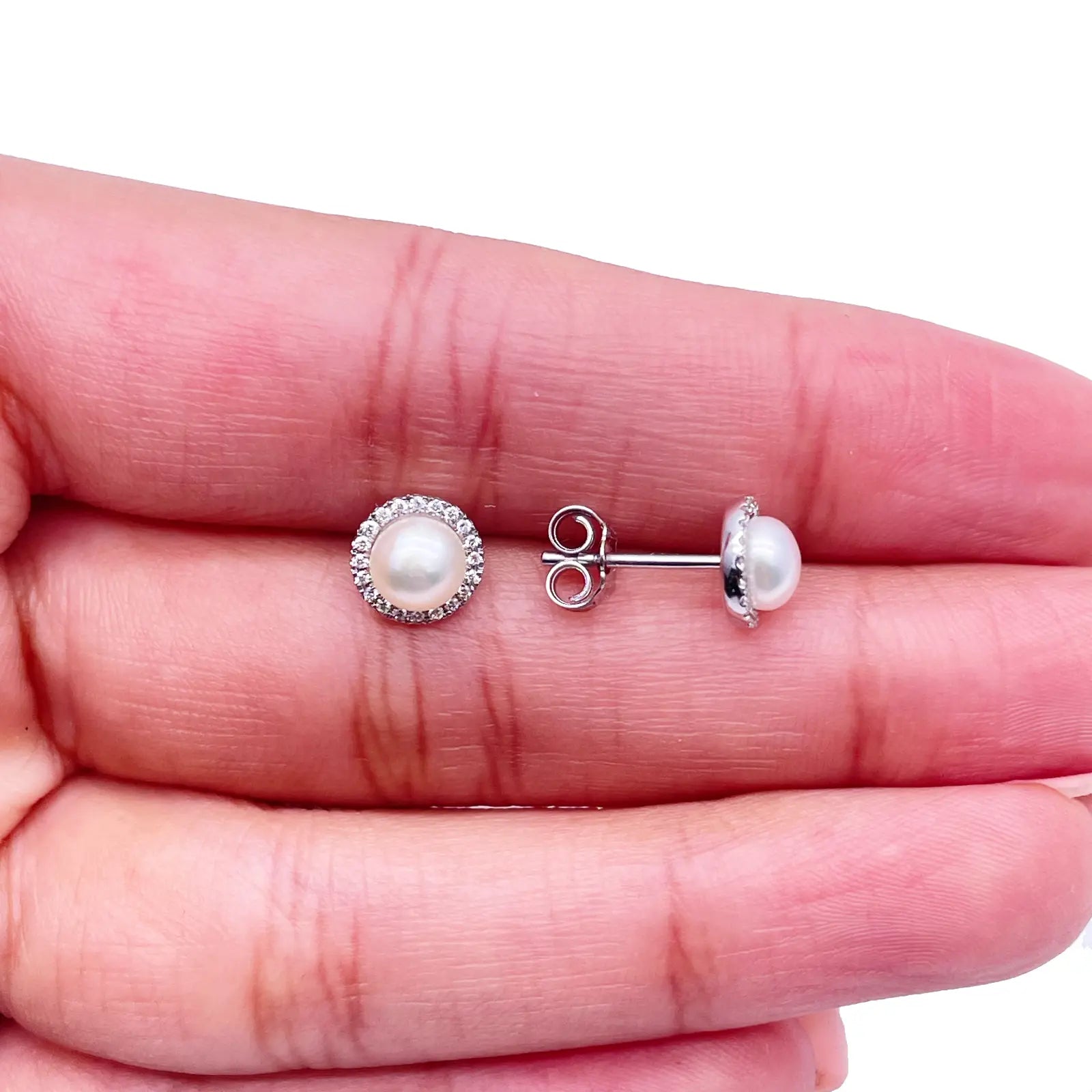 14ct White Gold Diamond Halo Pearl Stud Earrings & Pendant 2.04cts 