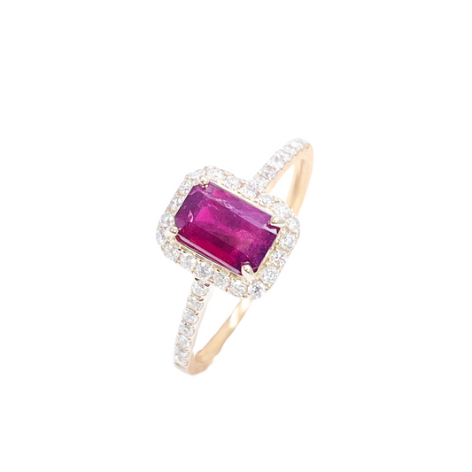 14ct Yellow Gold 4-Claw Natural Emerald Cut Ruby & Round Diamond Ring 1.44ct  Diamond Ring