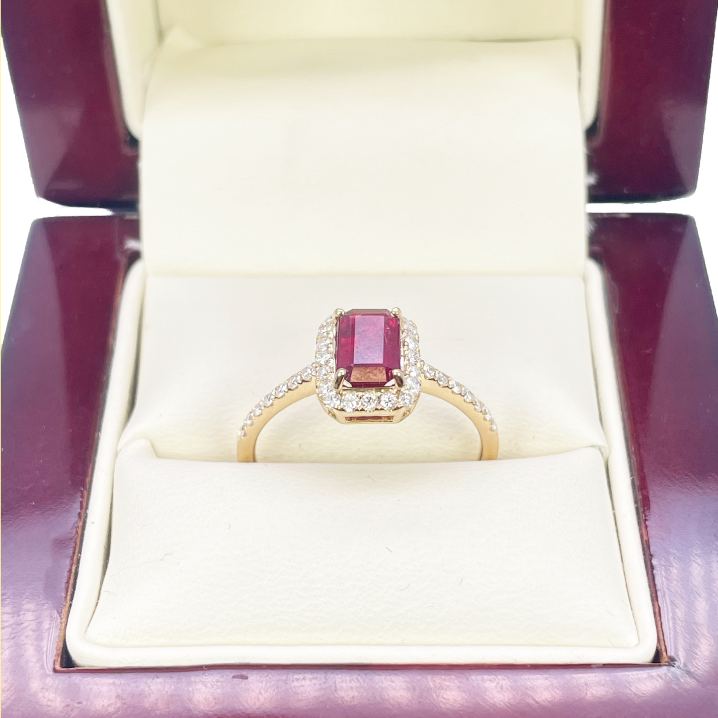 14ct Yellow Gold 4-Claw Natural Emerald Cut Ruby & Round Diamond Ring 1.44ct  Diamond Ring