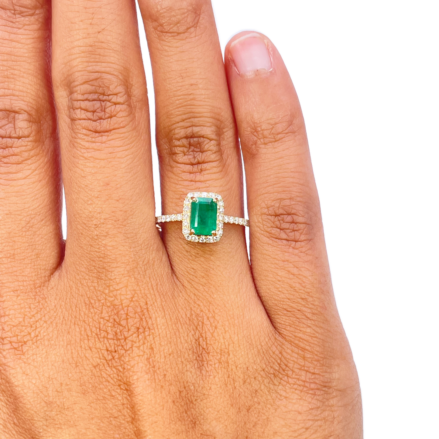 14ct Yellow Gold 4-Claw Natural Emerald & Round Diamond Ring 1.22ct  Diamond Ring