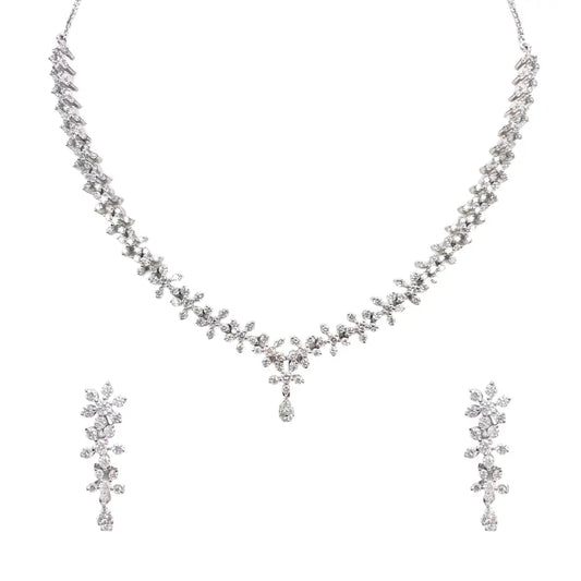 18Carat White Gold Diamond Necklace & Earrings 4.63cts 