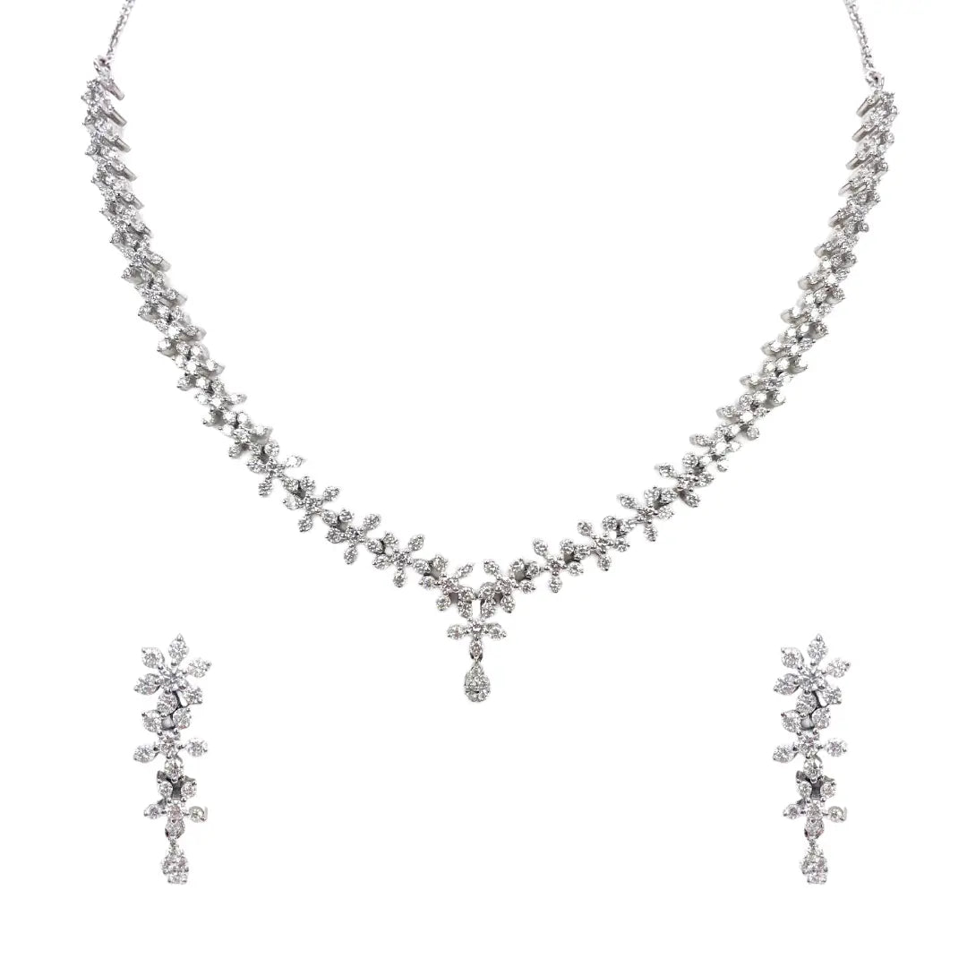 18Carat White Gold Diamond Necklace & Earrings 4.63cts 