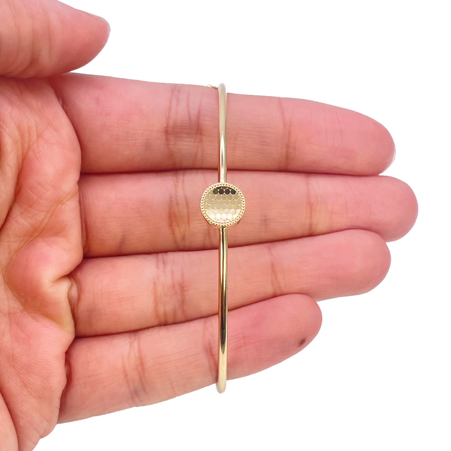 18ct Gold Bangle Minimalist Diamond Cut High Polished Bracelet Diameter 2.3 Inch 