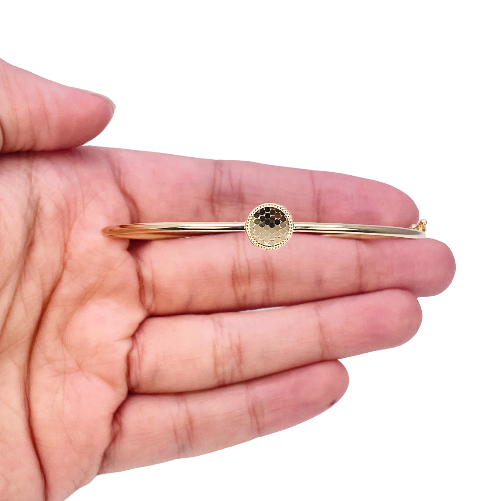 18ct Gold Bangle Minimalist Diamond Cut High Polished Bracelet Diameter 2.3 Inch 